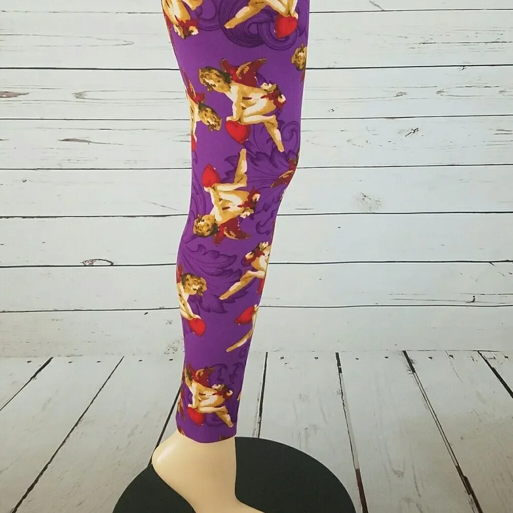 Lularoe Cupid Hearts Leggings Tall & Curvy - Picture 3 of 4